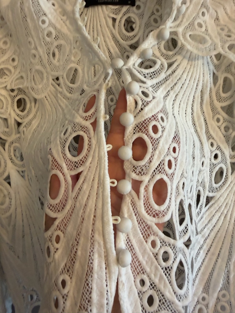 AKIRA White Guipure Lace Peacock Fan Cropped Jacket Bell Sleeve Blouse NWOT M - Picture 5 of 9